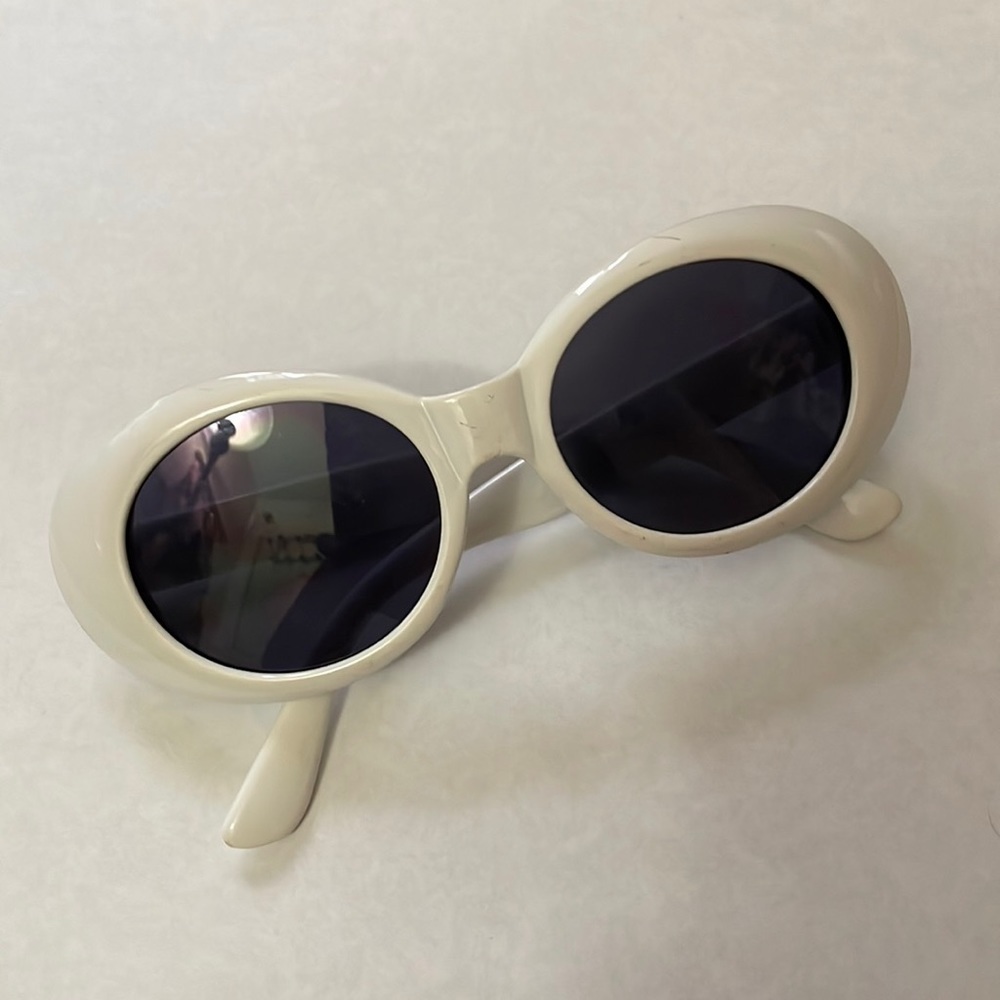 (bundle 2/$19) White shades (unisex)